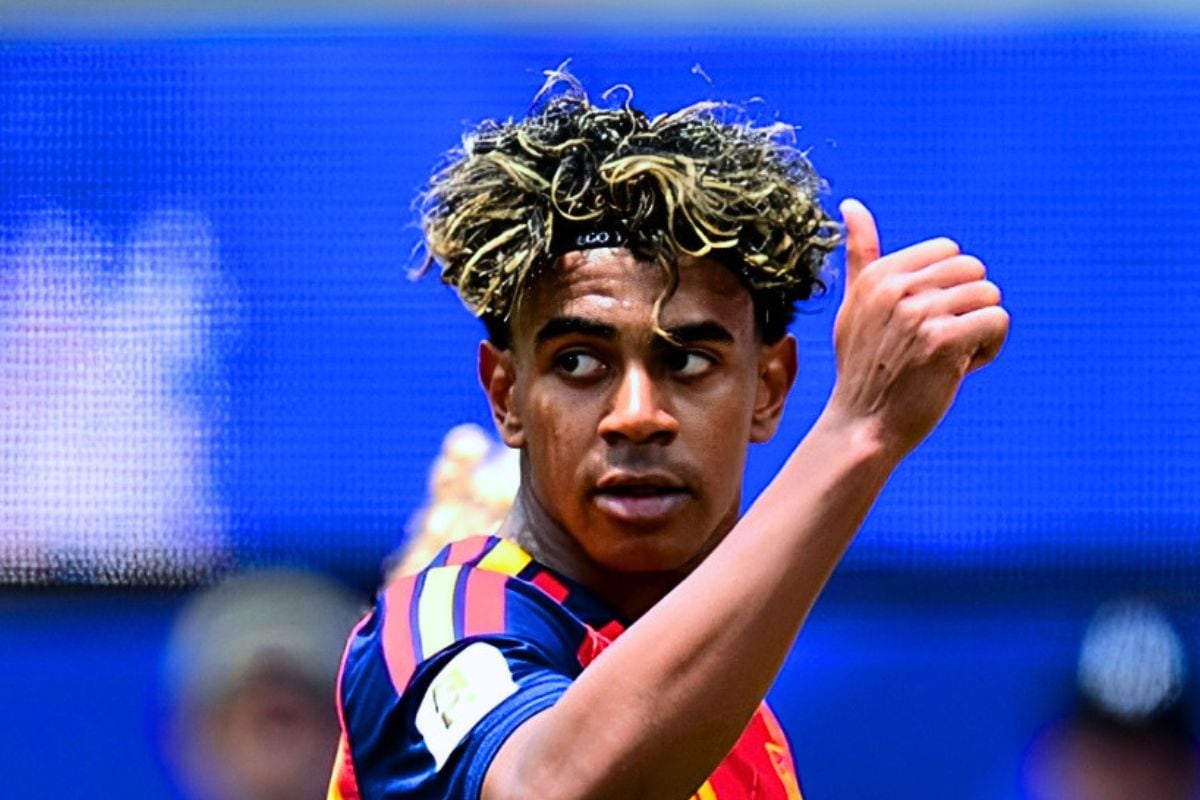 El atacante español ha irrumpido como una de las mayores figuras del fútbol mundial a una edad en la que varias leyendas apenas comenzaban sus carreras internacionales, mientras otras ya levantaban la Copa del Mundo. (Foto: AFP)