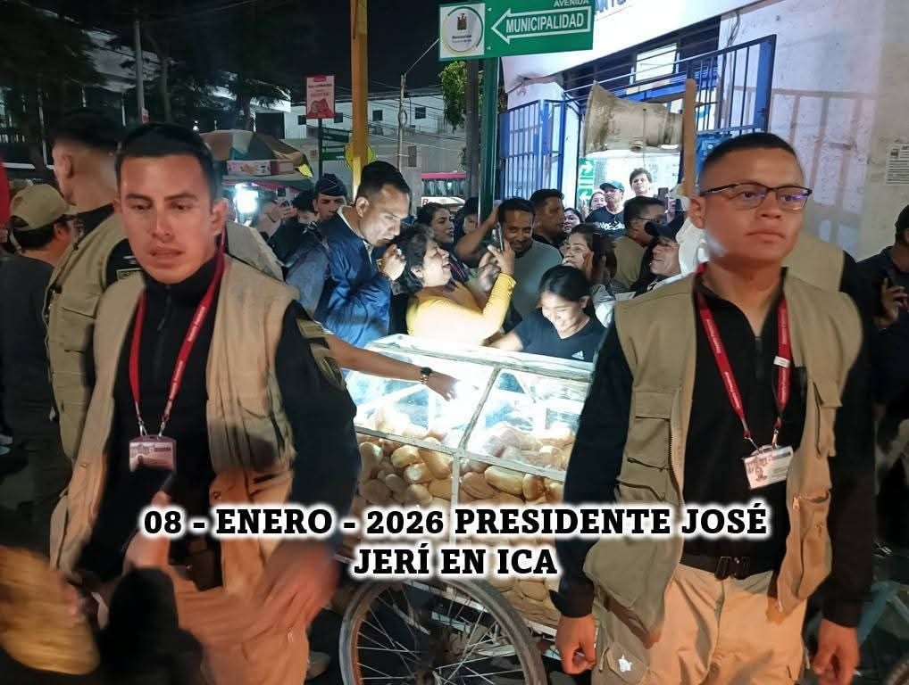 Presidente Jerí sorprende al comprar pan de leña en visita a Ica