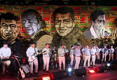 Miles de personas en el homenaje a los grandes de la cumbia piurana