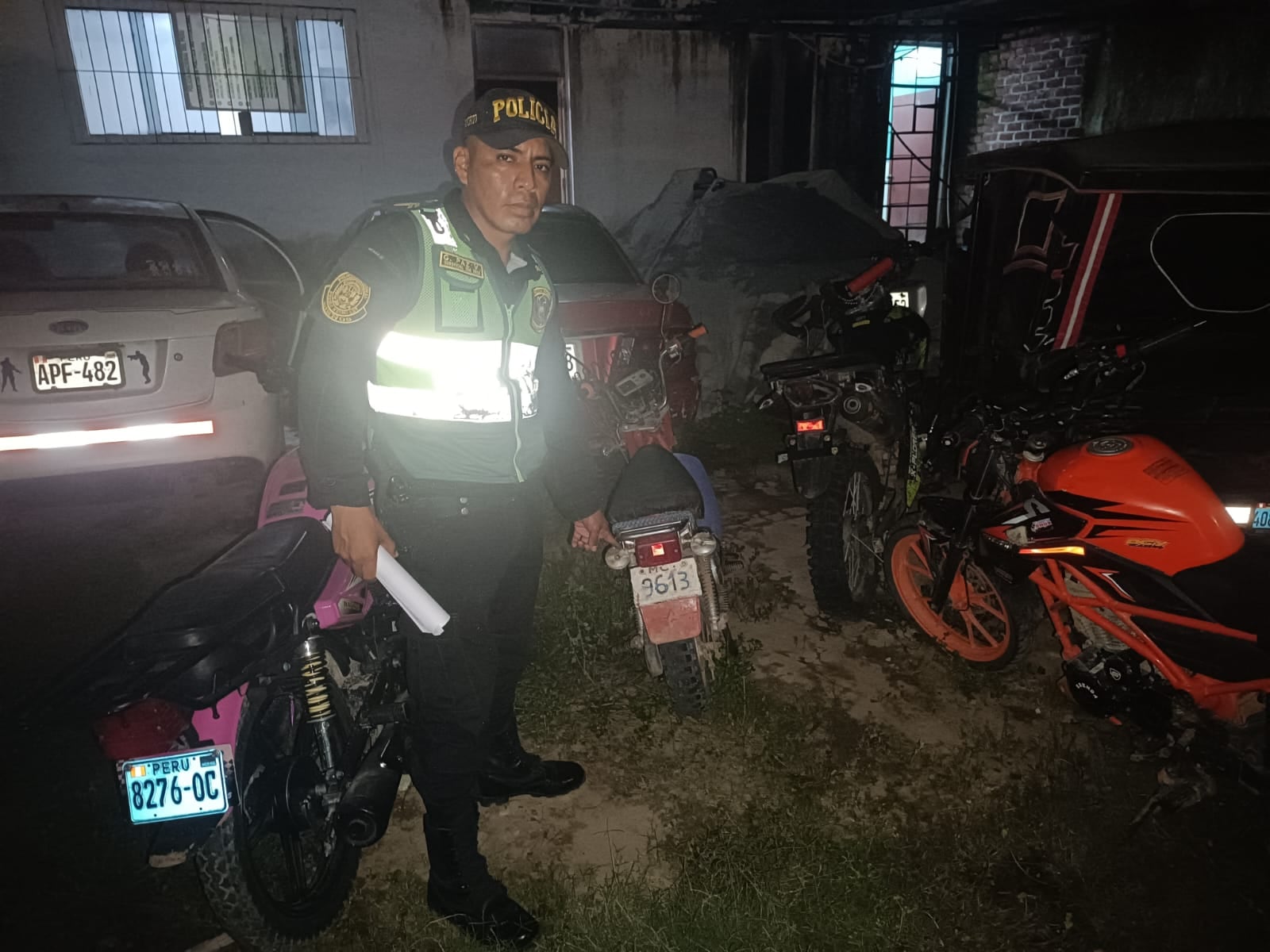 Una persona herida dejó el choque entre dos motocicletas.