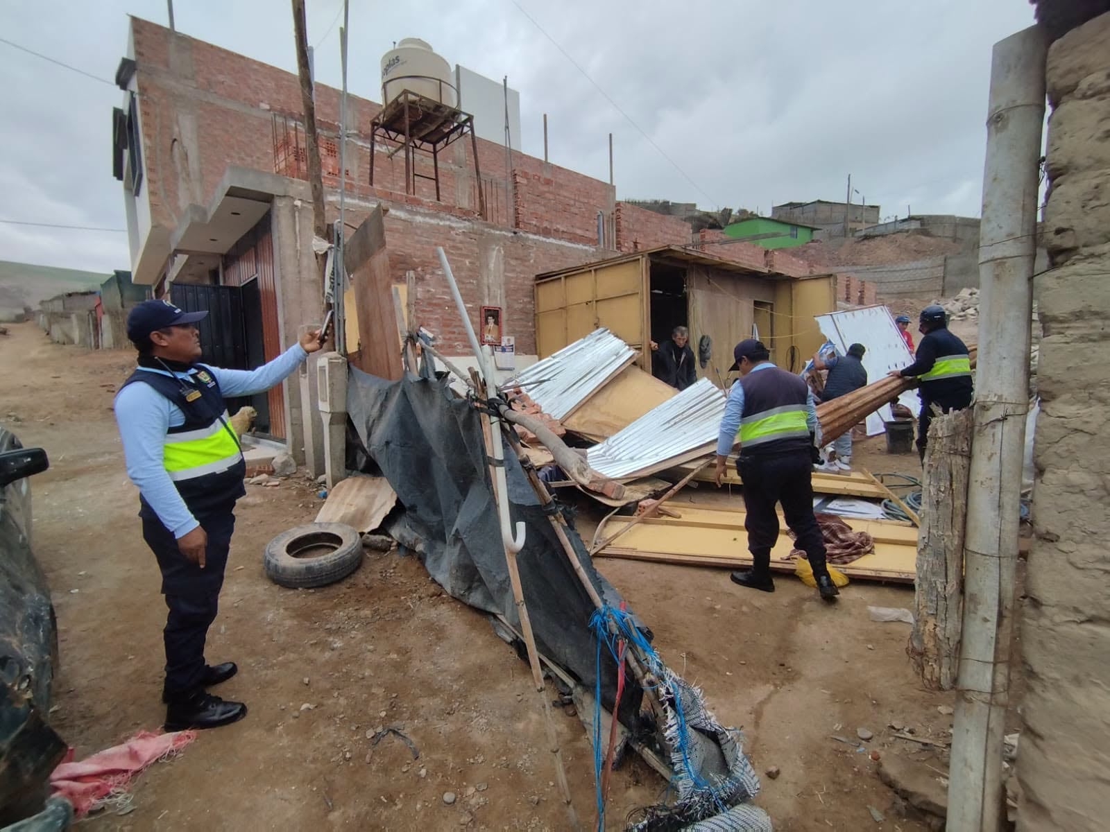 Familia fue damnificada a causa de vientos en Islay (Foto: Municipalidad de Cocachacra)