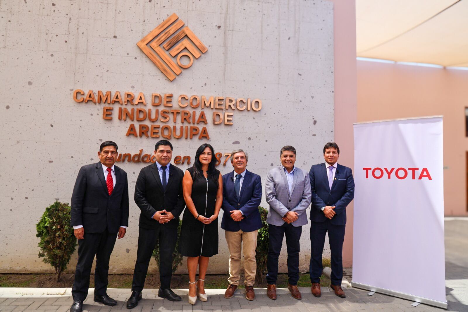 Mesa digital se realizó en las instalaciones de la Cámara de Comercio e Industria de Arequipa. Foto: difusión.