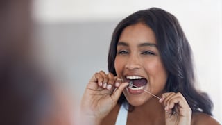 El 78% de las caries se originan entre los dientes: alertan sobre falta de higiene interproximal