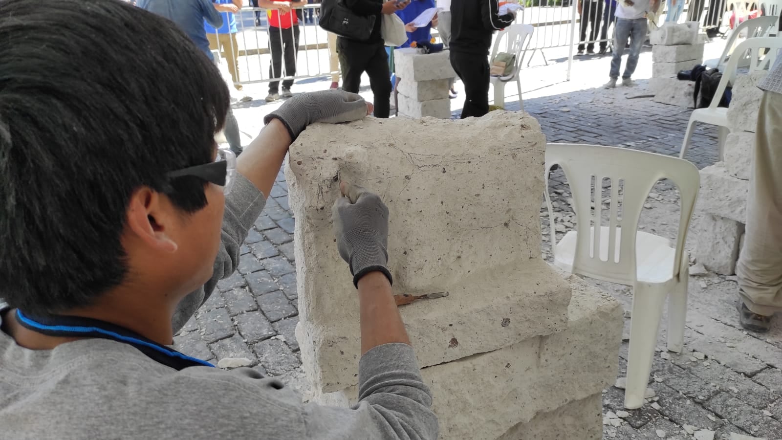 Artesanos participan de certamen por Aniversario de Arequipa. (Foto: Nelly Hancco)