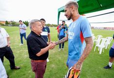 César Acuña descarta denuncia a Paolo Guerrero