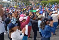 Lambayeque: Obreros de la municipalidad de Pimentel protestan por falta de pagos