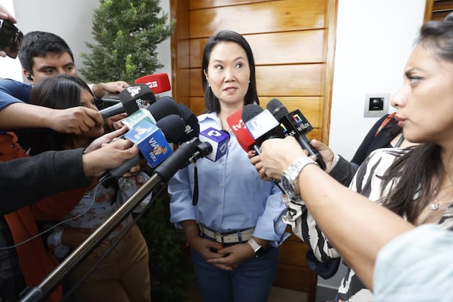 Keiko Fujimori declara a la prensa (Fotos: Mario Zapata/GEC)