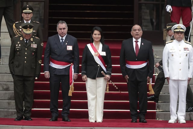 Keiko Fujimori es reconocida como jefa suprema de las FF. AA. (Fotos: Julio Reaño/GEC)