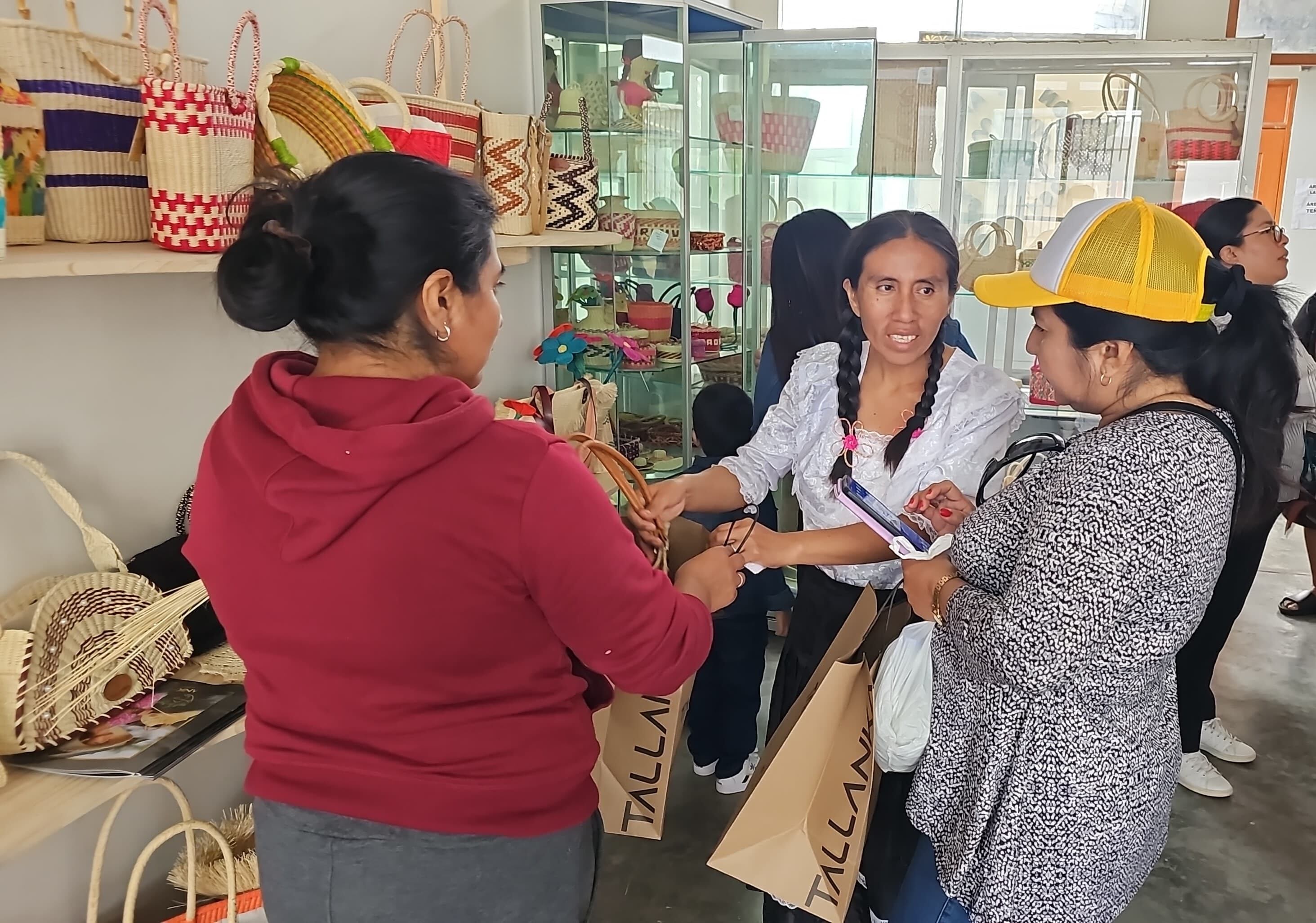 Les ofrece la Comunidad de Madrid y la Fundación de Religiosos para la Salud.
