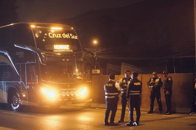Dos buses interprovinciales son atacados a balazos en Puente Piedra: un conductor resulta herido