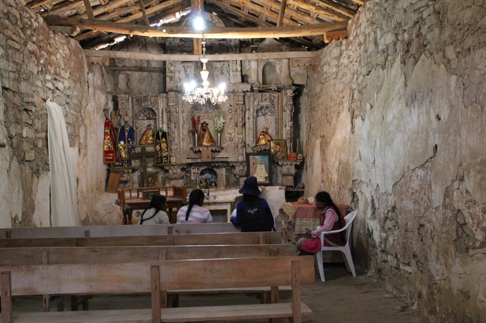 Iglesia de Cucho, Chacapampa, con deterioros