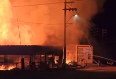 Incendio arrasa con puesto de madera en la Zona Industrial de Piura