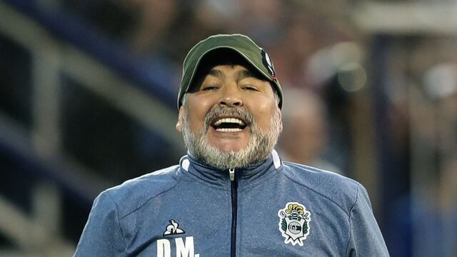 Diego Maradona recibirá indemnización de 78 mil dólares de Dolce & Gabanna