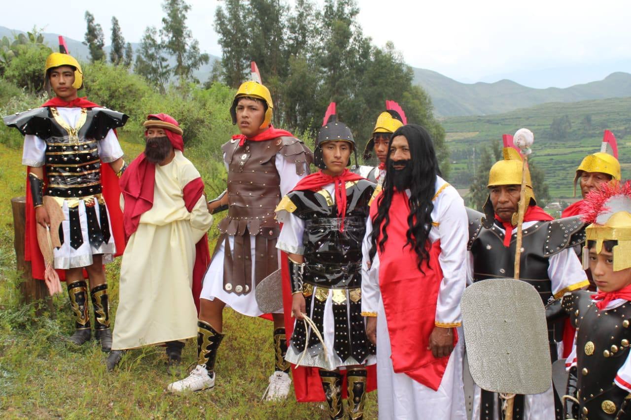 Vía Crucis en Pampacolca, provincia de Castilla. (Foto: Pampacolca, tierra de Lindas Costumbres y Tradiciones/Facebook)