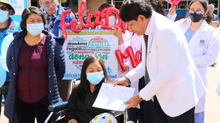 Huancayo: Madre dona riñón a su hija y le salva la vida