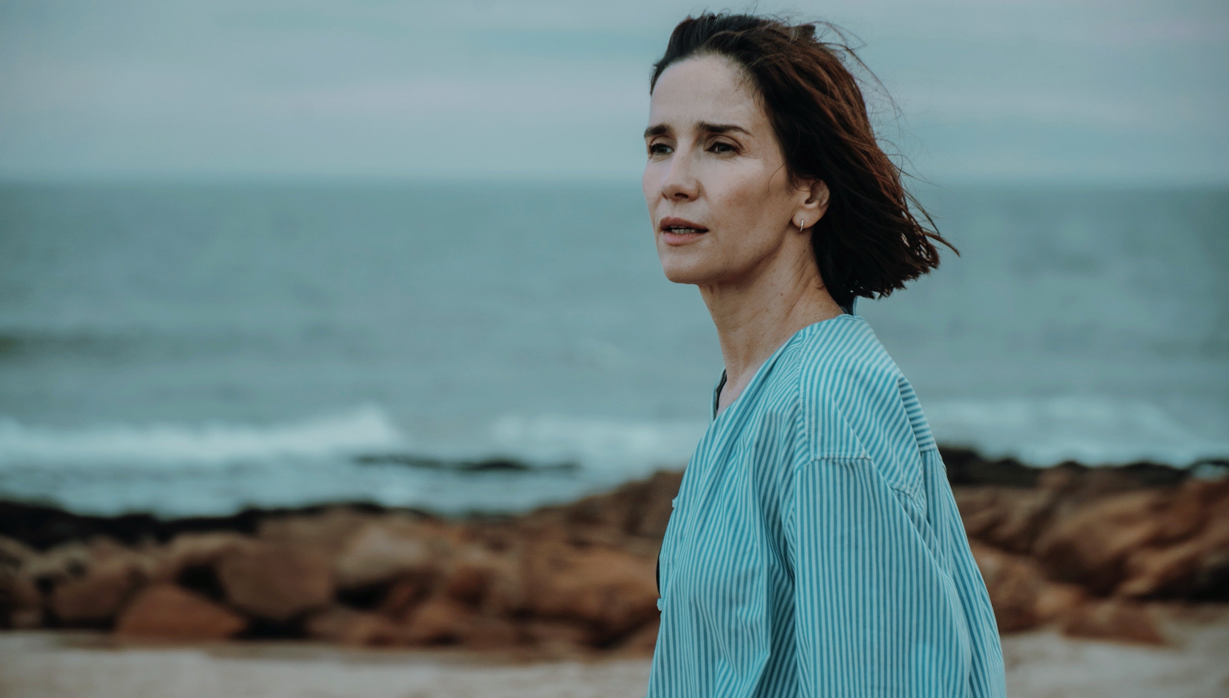 "La película es una comedia que toca el amor desde un lugar más genuino y menos idealizado que el cine tradicional. Mi personaje nos cuenta que, después de mucho tiempo, uno tiene que volver a elegirse", dice Natalia Oreiro.
