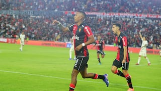 Liga 1: FBC Melgar golpea de arranque y vence 2-1 a Universitario en la UNSA (FOTOS)