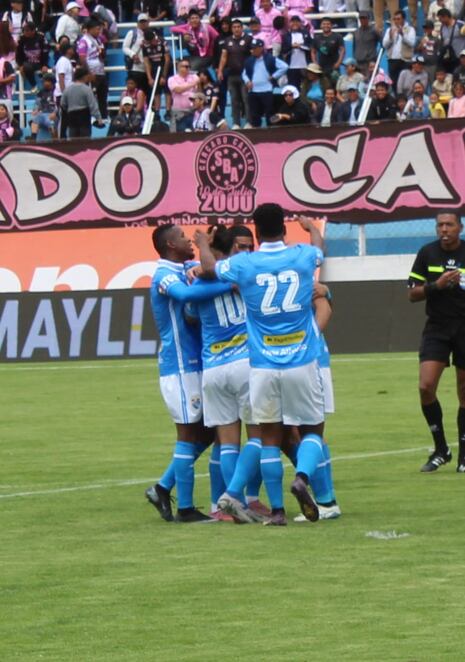 ADT de Tarma hace respetar la casa y vence a la ‘Misilera Rosada’