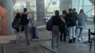 Terremoto de magnitud 7,4 en Colombia afecta seis aeropuertos y suspende vuelos