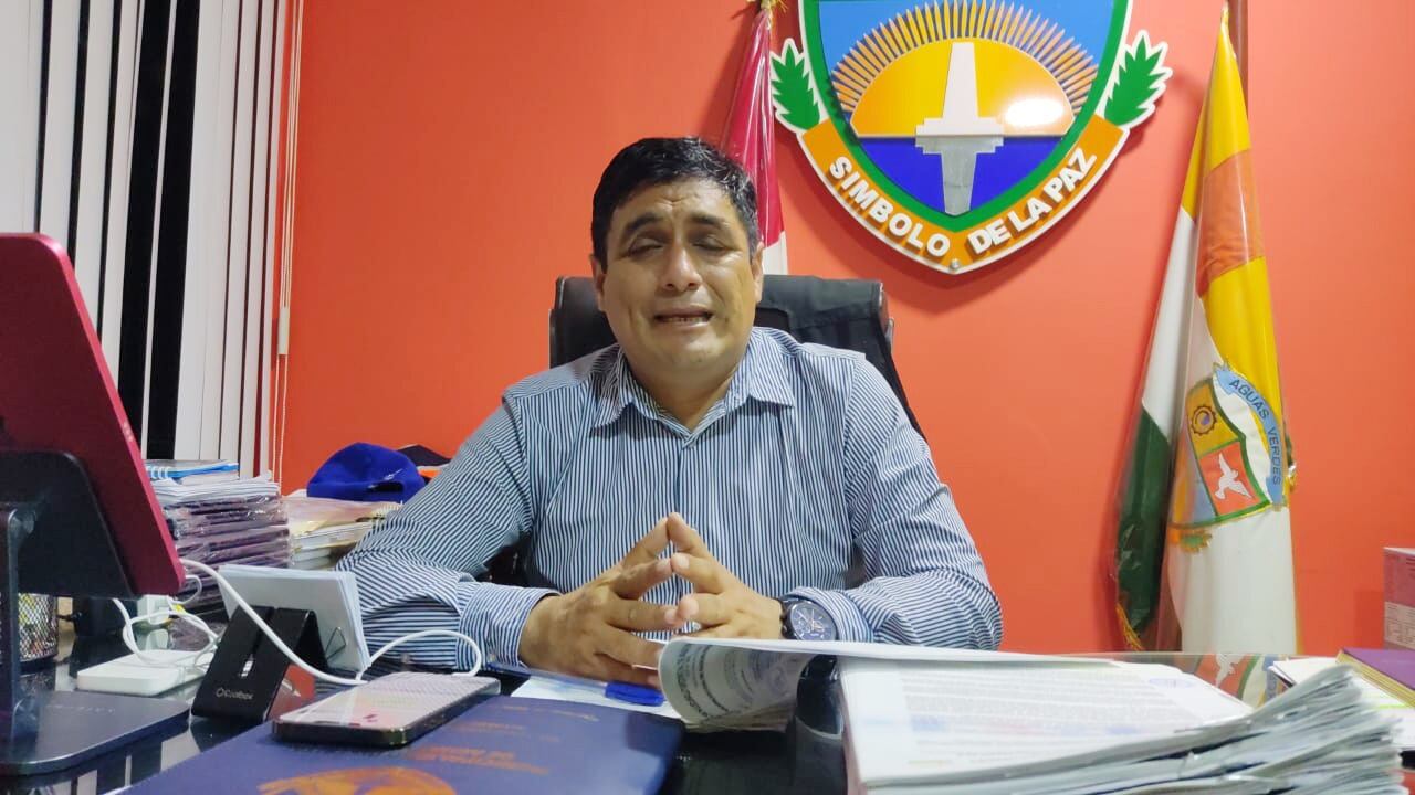 El burgomaestre de Aguas Verdes lamentó que algunos ciudadanos o comerciantes se oponen a la construcción de esta millonaria obra.