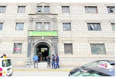 Mujer en estado de ebriedad golpeó a una policía en la comisaría de Huancayo