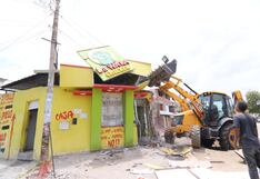 Piura: Con maquinaria pesada retiran construcciones ilegales en avenida Loreto y Don Bosco