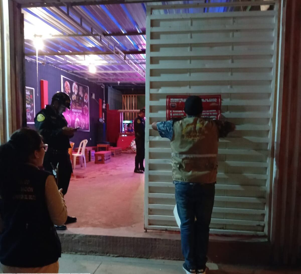 Cierran locales en Piura