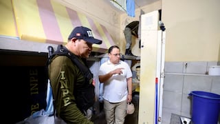 Ministro Walter Martínez lidera operativo sorpresa en penal de Iquitos para reforzar control interno