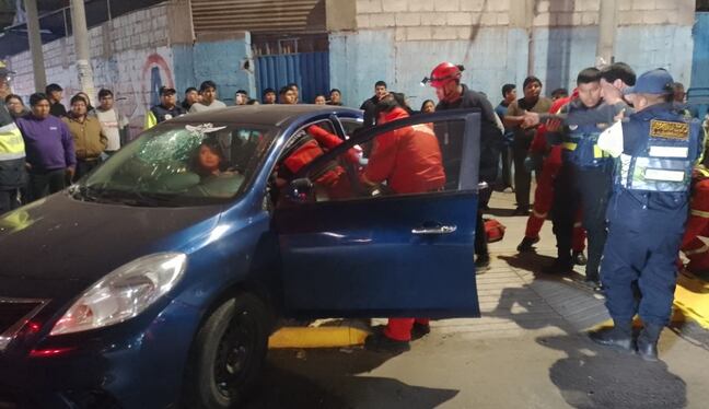 Auto con cuatro ocupantes llevó la peor parte