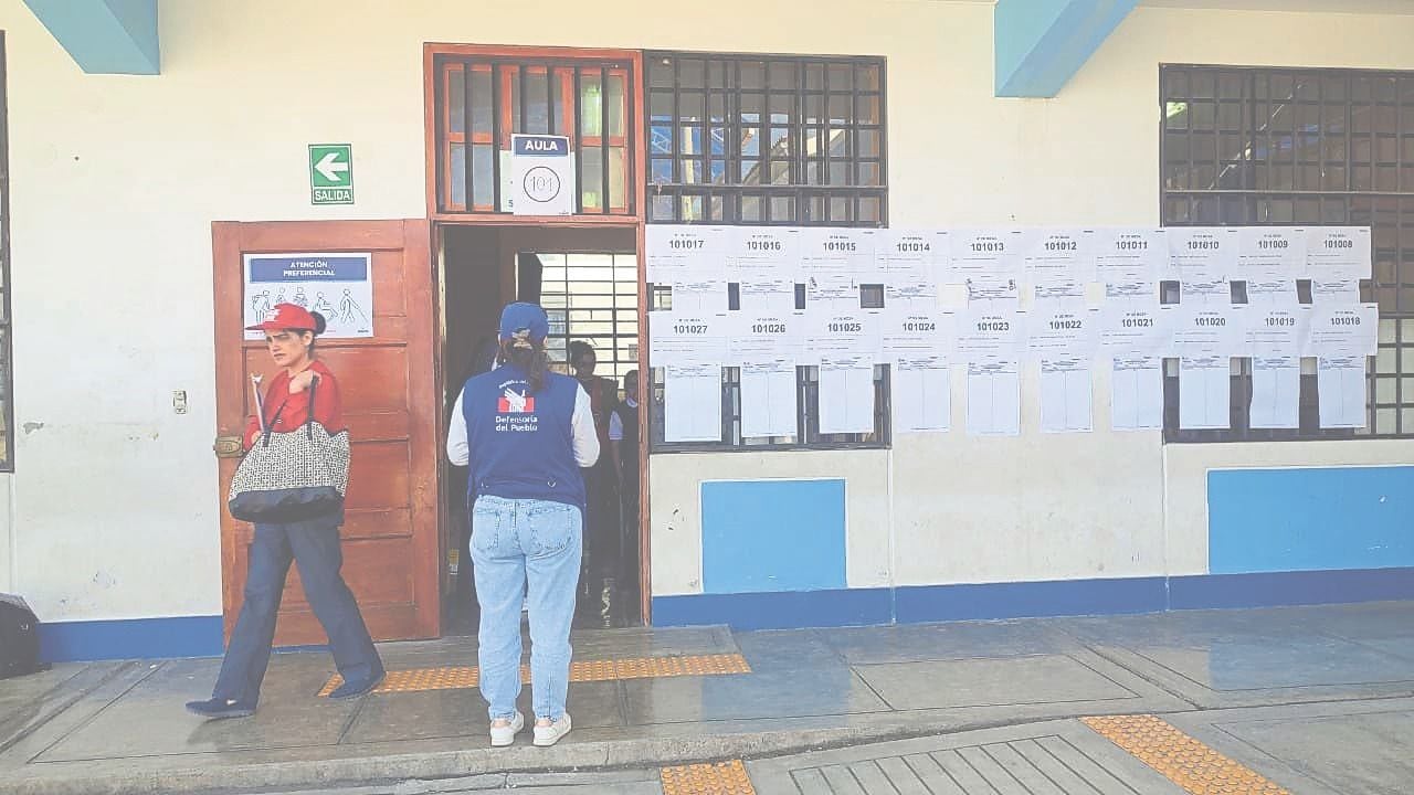 La Defensoría del Pueblo habilitó en su plataforma digital un apartado a fin de que personeros de los partidos políticos, periodistas y ciudadanos se inscriban y una vez acreditados sumarse al trabajo de fiscalización y velar que las Elecciones Regionales y Municipales 2026 se desarrollen de manera transparente.