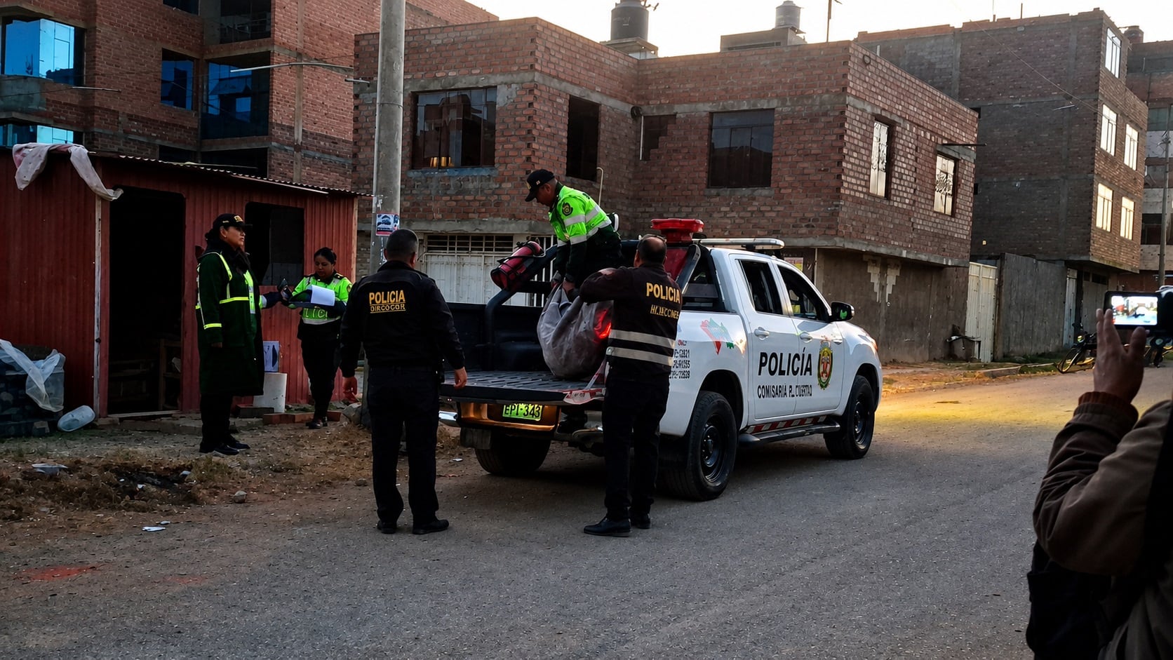 Hallan muerta a joven madre de familia
