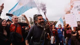 Jubilados de Argentina protestan contra el veto de Milei al aumento en las pensiones