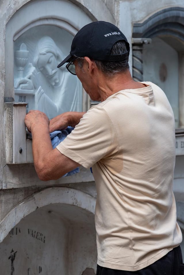 Día del Padre: familias visitan el cementerio El Ángel para recordar a sus seres queridos (Fotos: Fernando Sangama/GEC)