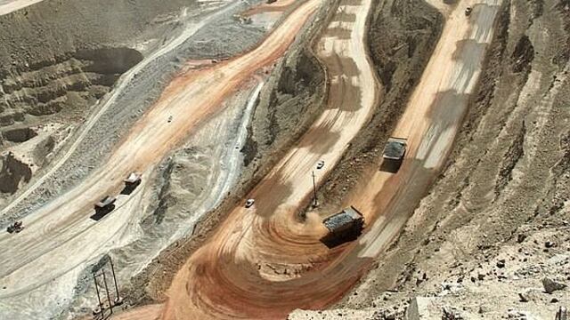 ​Perú y Chile firman compromiso binacional sobre minería