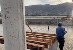 Ica: Paraya construye su propio puente y evidencia el abandono estatal en Ocucaje