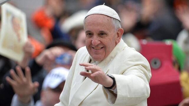 Papa Francisco celebró San Valentín con parejas que se van a casar