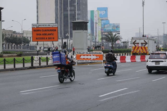 Así se ve el cierre del paso a desnivel de la Vía Expresa por obras de la Línea 2 del Metro (Fotos: Hugo Pérez/GEC)