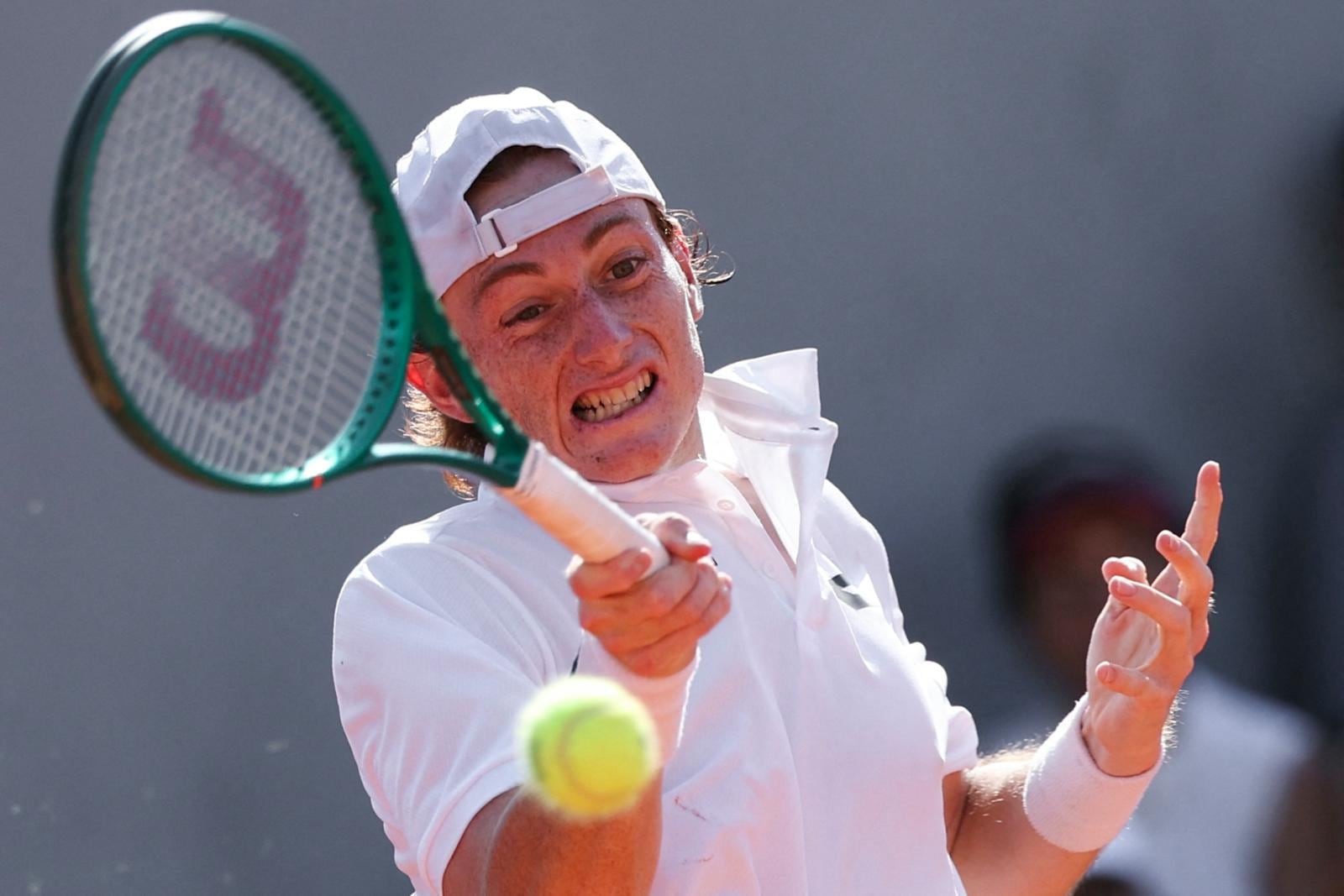 Ignacio Buse, que disputará la primera ronda del Abierto de EE.UU. la próxima semana contra el estadounidense Marcos Giron, es el campeón más joven en la historia de Winston Salem. (Foto: AFP)
