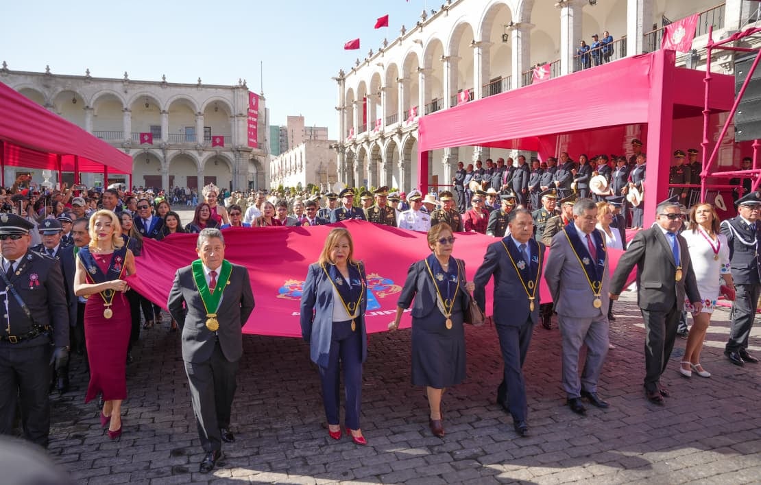 Autoridades saludan a Arequipa en su mes jubilar por el 486.° Aniversario de fundación. Foto: Municipalidad Provincial de Arequipa.