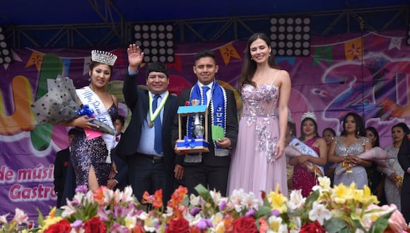Estefany Quispe fue la ganadora del certamen, que da inicio al carnaval julcanero.