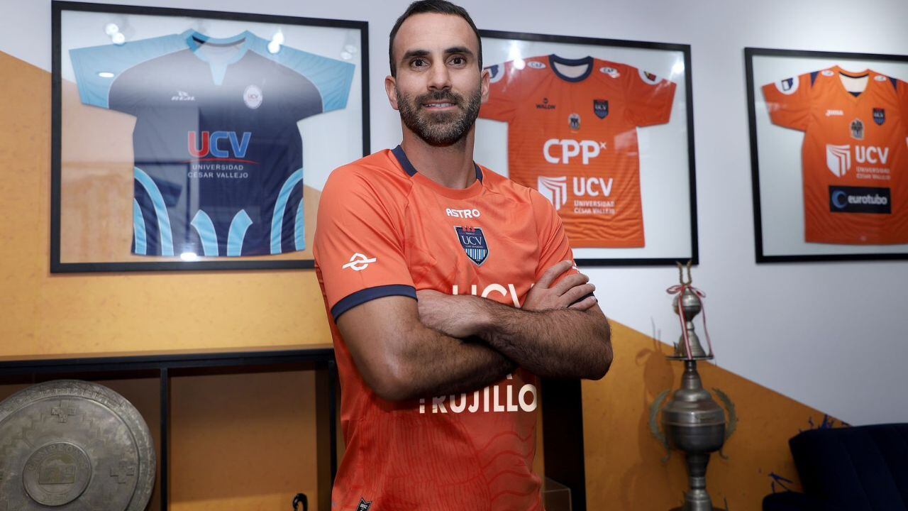 El experimentado portero ya se encuentra en Trujillo y se puso la camiseta vallejiana. (Foto: Club UCV)