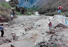 Lluvias bloquean carretera en Huancabamba