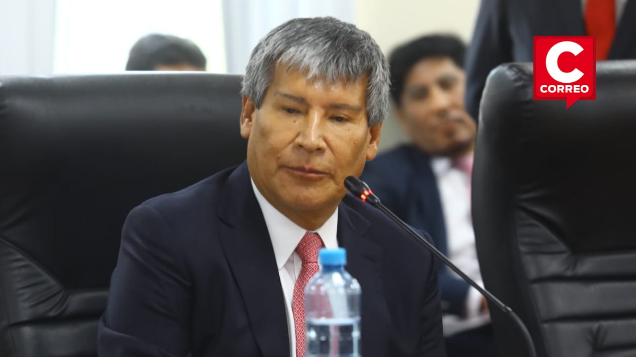 El gobernador regional de Ayacucho, Wilfredo Oscorima, responde sobre la problemática general que vienen impidiendo la ejecución de proyectos de inversión pública, la adquisición y compra del reloj de marca ROLEX, entre otros temas.Foto: Congreso