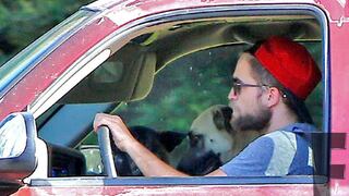 Robert Pattinson deja la casa de Kristen Stewart (Fotos) 