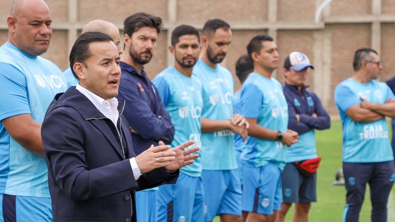 El directivo del cuadro “poeta” acompañó al plantel, que dirige el uruguayo Sebastián Abreu, en el reinicio de los trabajos. (Foto: Club UCV)
