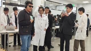 Cusco: Universitarios desarrollan dispositivo IA para guiar a personas con discapacidad visual (FOTOS)