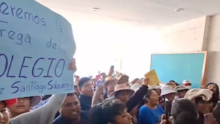 Protesta en Socabaya por retrasos en entrega del colegio Felipe Santiago Salaverry