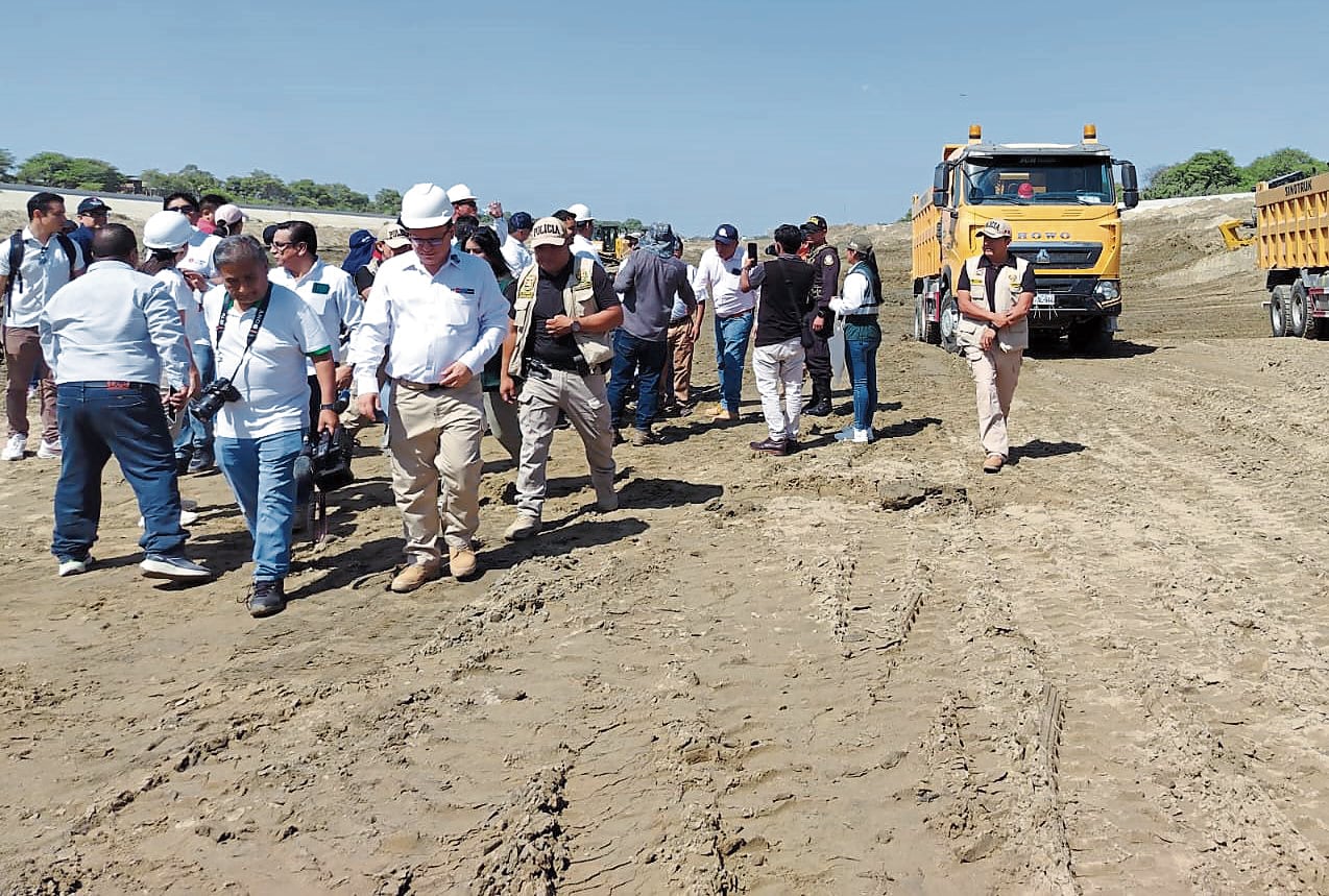 Ministro admite que en Piura no se han hecho obras de prevención