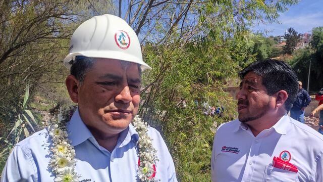 Gerente y gobernador de Ayacucho deslindan con la corrupción