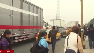 Ate: EMAPE niega responsabilidad en congestión vehicular en la Ramiro Prialé